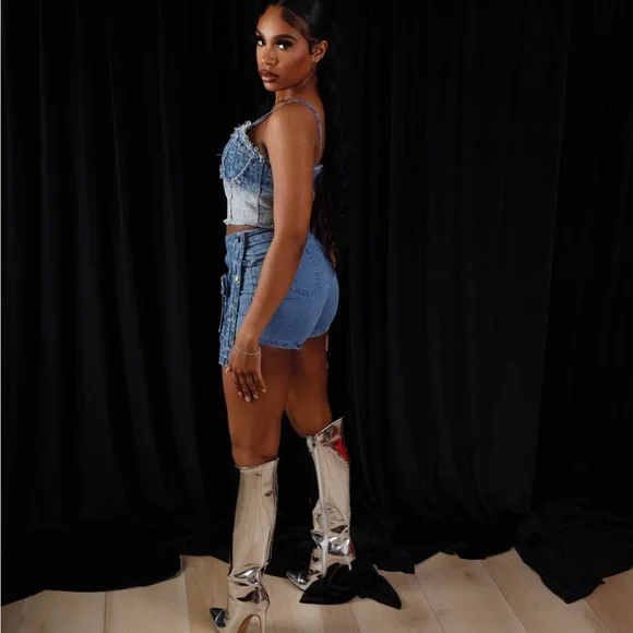 Denim two piece skirt set medium wash - Picture 4 of 9